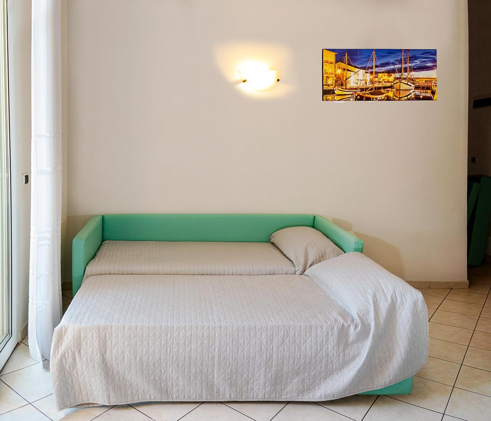 Residenza Raggio Lägenhet Riccione Exteriör bild